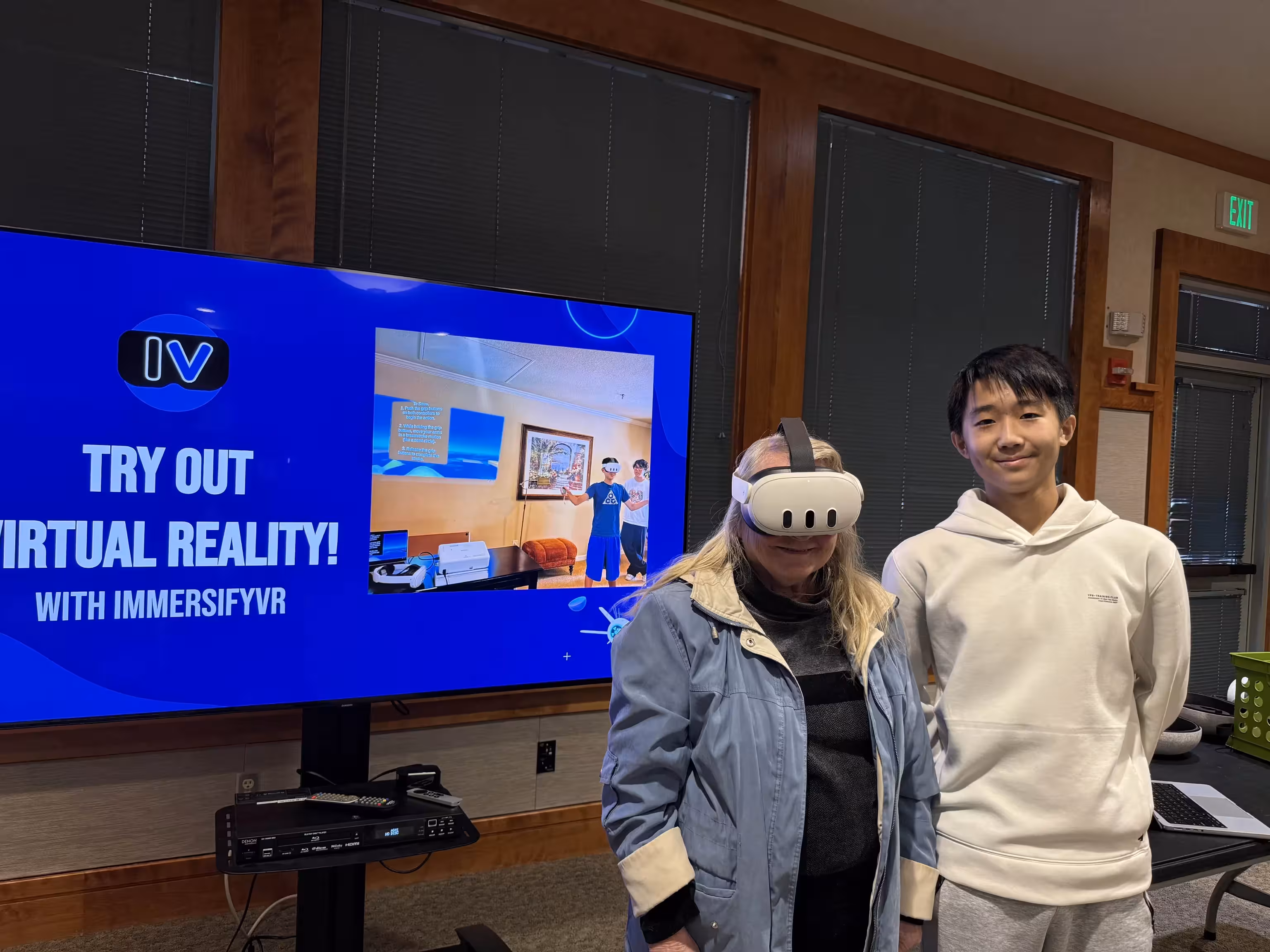 Residents trying ImmersifyVR at Cupertino Senior Center